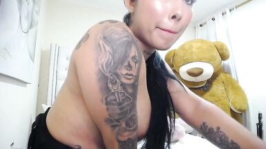 beautiful teen tgirl cam!! - 11 image