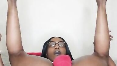 Sexy Thot Showing off