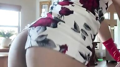 Lady Boy Twerks and Jerks in Mini Skirt - 3 image