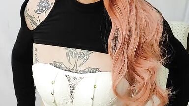 ALEXANDRA MIRET PHOTOSHOOT 2 - 2 image