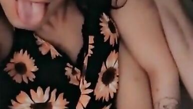 Inexperienced Tranny slut fucks her gaping arse - 12 image