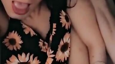 Inexperienced Tranny slut fucks her gaping arse - 14 image