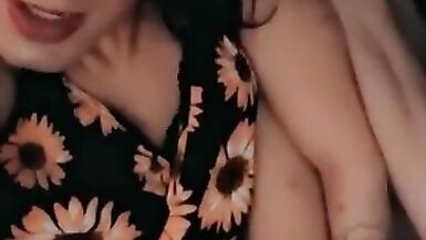 Inexperienced Tranny slut fucks her gaping arse - 6 image