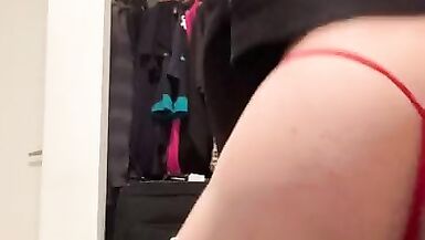 Princess Sissy Sara Twerking Like a Stripper - 3 image