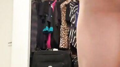 Princess Sissy Sara Twerking Like a Stripper - 4 image