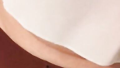 Je vous presente une jolie salope - 4 image