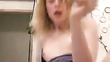 Sexy inexperienced TS girl. On webcam - 9 image