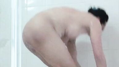 ladyboy asian trans anairb full body shaving in the shower - 15 image