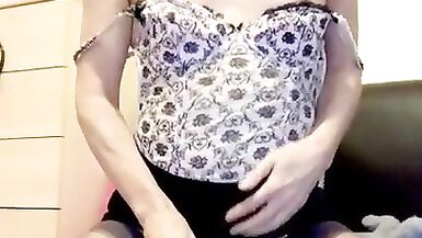 Cock play & pussy teasing in basque & stockings!