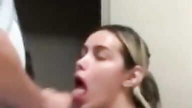 Emily Gavassi Narizinho TS - 14 image