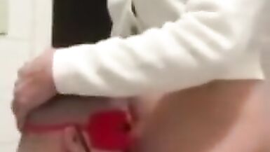 Emily Gavassi Narizinho TS - 4 image