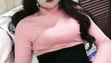 Sexy horny asian ladyboy masturbating with a jerk off machin - 10 image